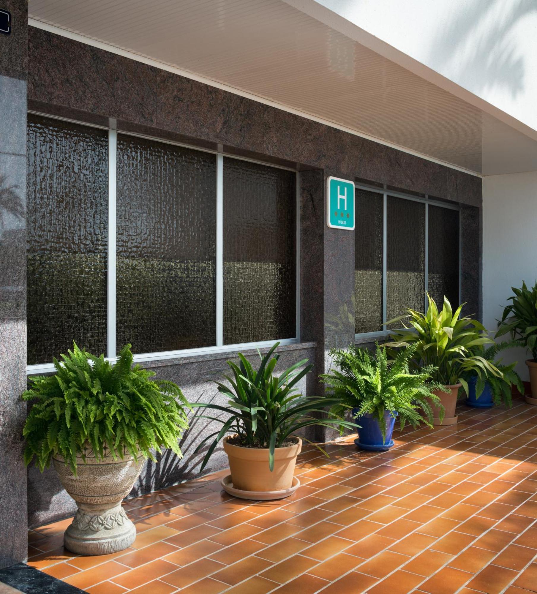 Hotel Foners (Adults Only) بلايا ذي بالما المظهر الخارجي الصورة